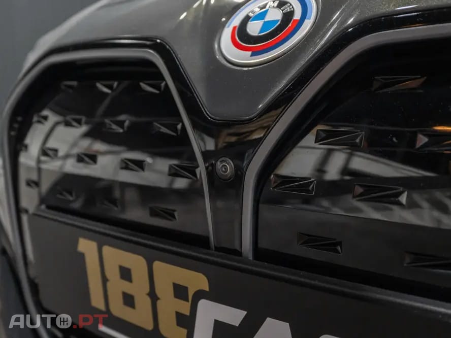 BMW i4 eDrive40 Pack Desportivo M Pro