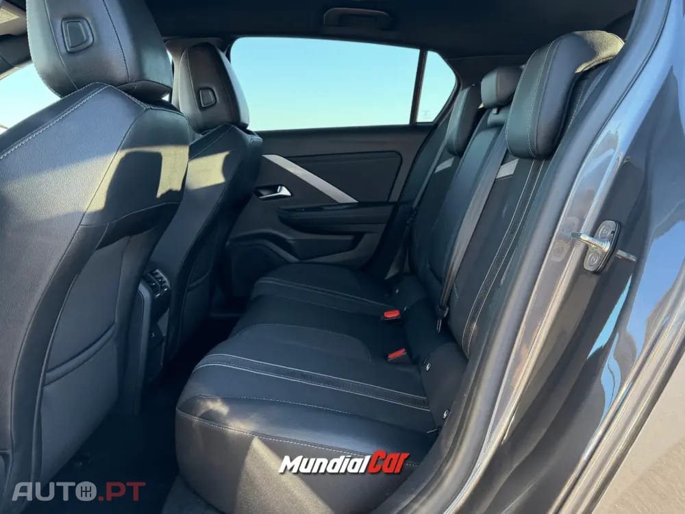 Opel Astra 1.2 T GS Line