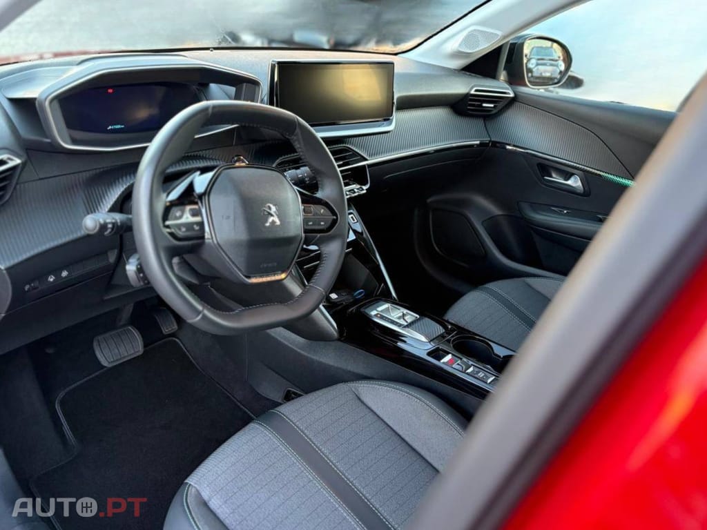 Peugeot E-208 50 kWh Allure Pack