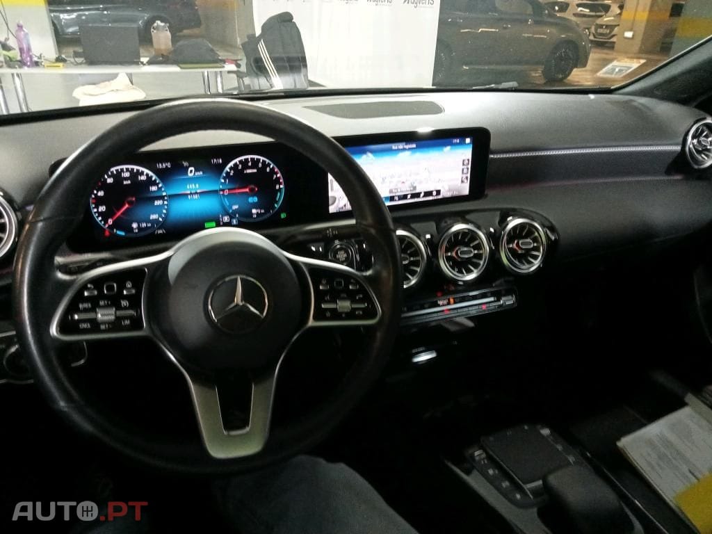 Mercedes-Benz A 250 e Progressive