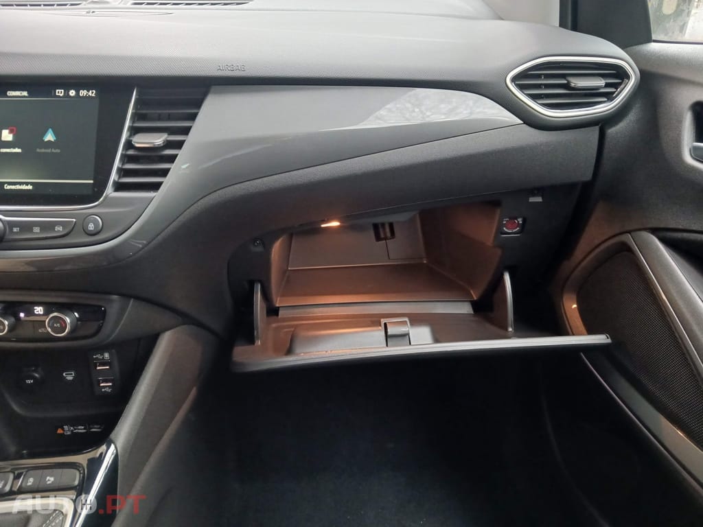 Opel Crossland 1.2 T Design & Tech