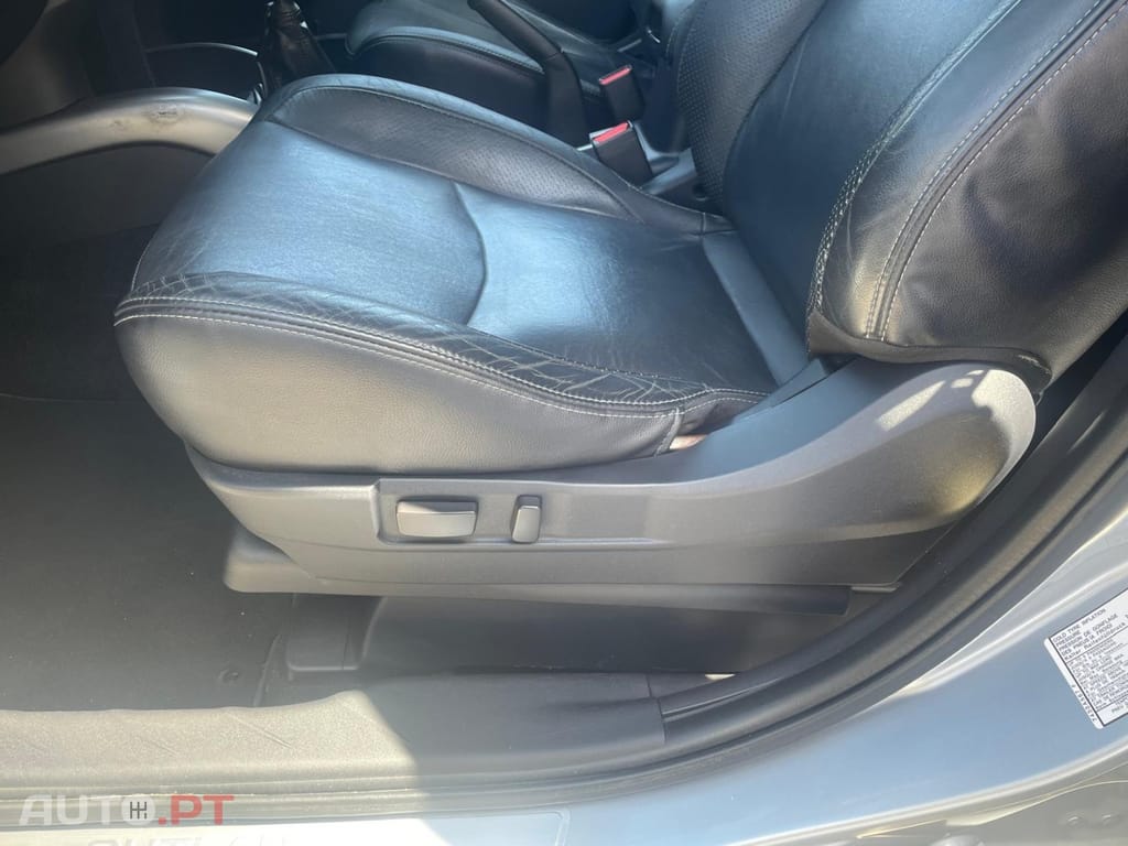 Mitsubishi Outlander 2.0 DI-D Instyle2 4WD