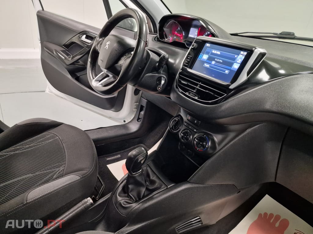 Peugeot 208 1.4 HDi Active