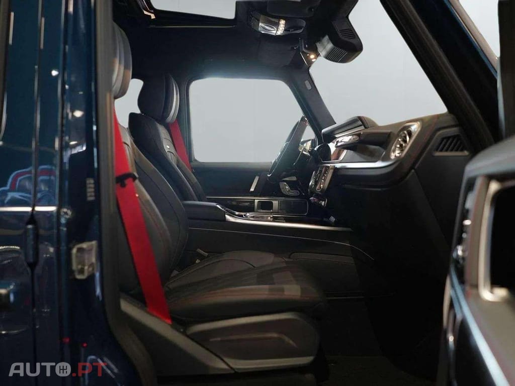 Mercedes-Benz G 63 AMG FACELIFT KEYLESS CARBON