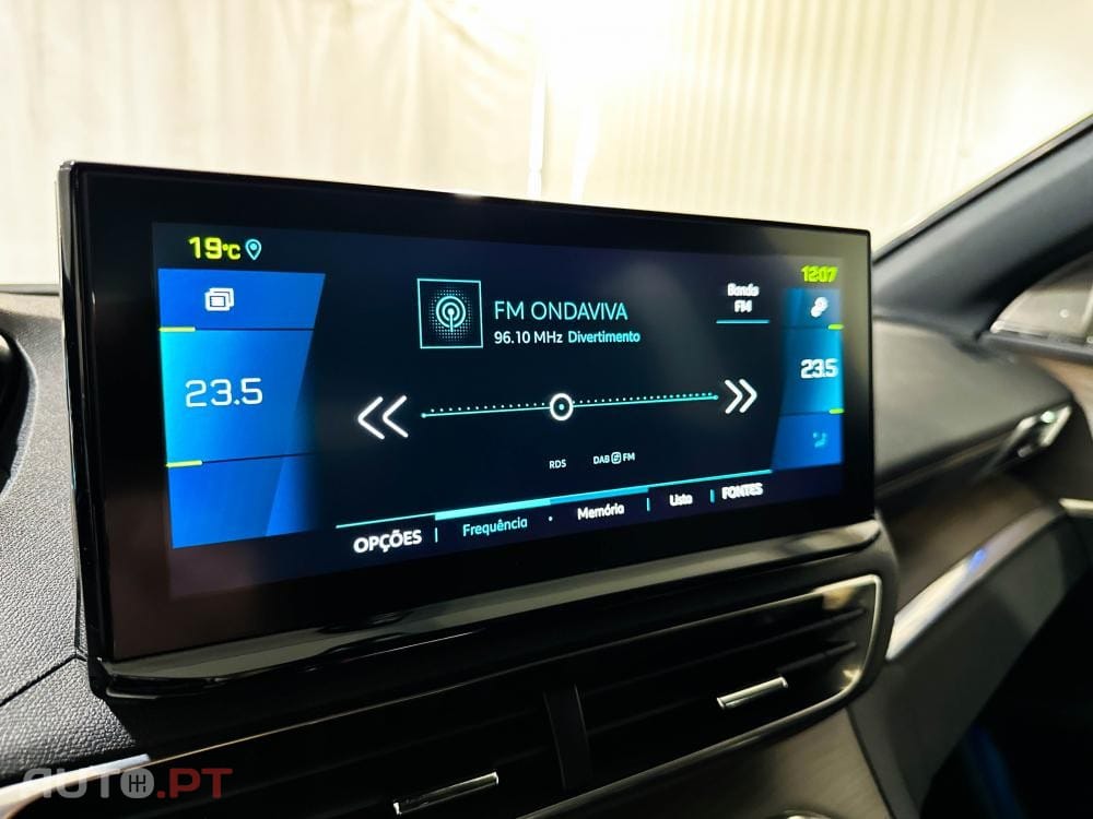 Peugeot 3008 1.6 Hybrid4 GT Pack e-EAT8