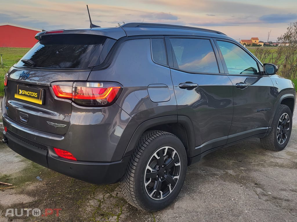Jeep Compass Trailhawk
