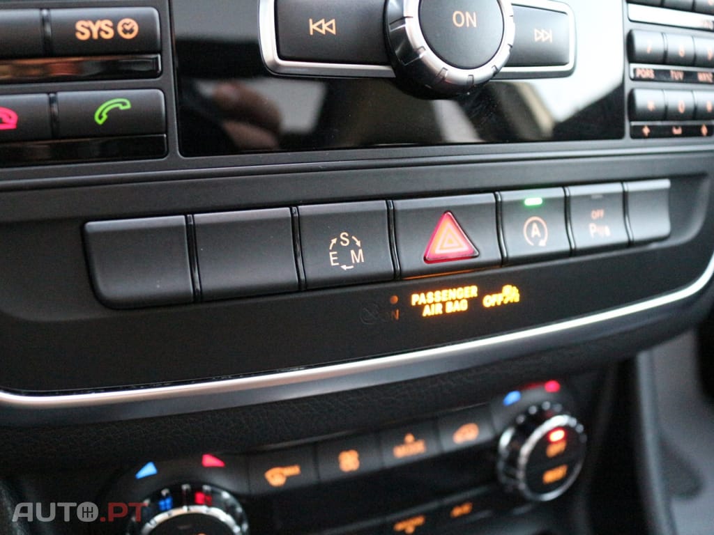 Mercedes-Benz GLA 220 CDi AMG Line