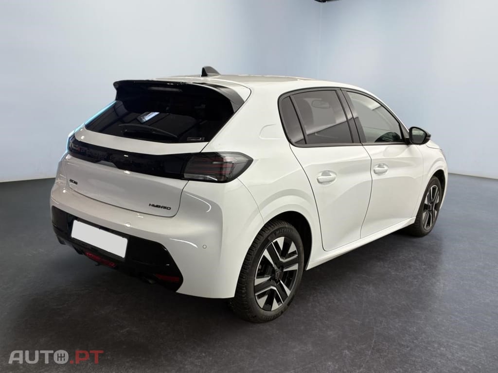 Peugeot 208 Hybrid Allure e-DCS6