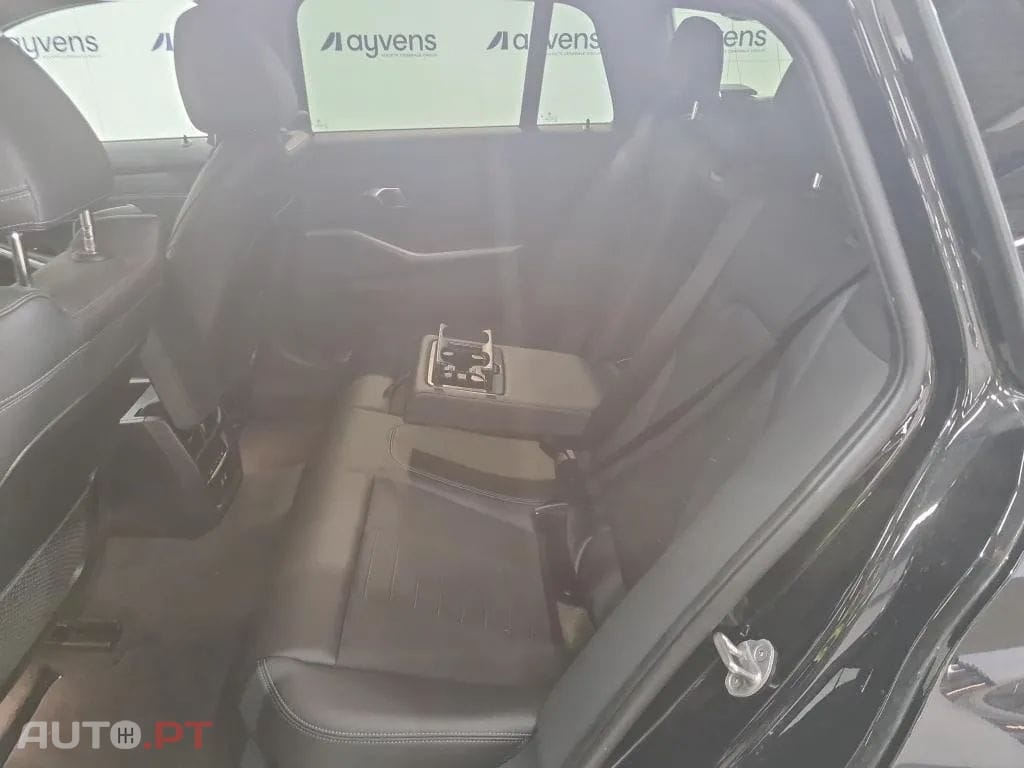 BMW 320 e Touring Corporate Edition Auto