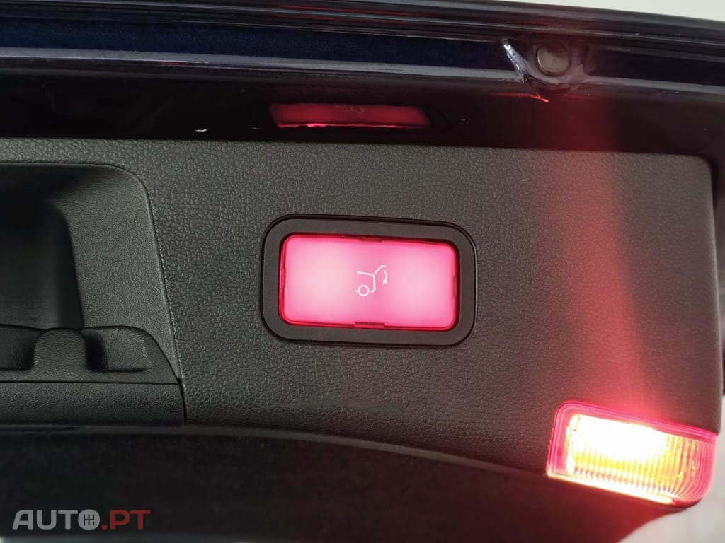 Mercedes-Benz E 250 CDi Avantgarde BlueEfficiency Auto.