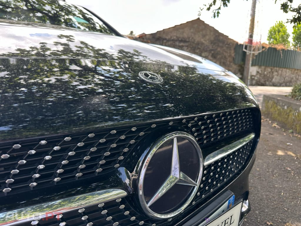 Mercedes-Benz A 250 e AMG Line