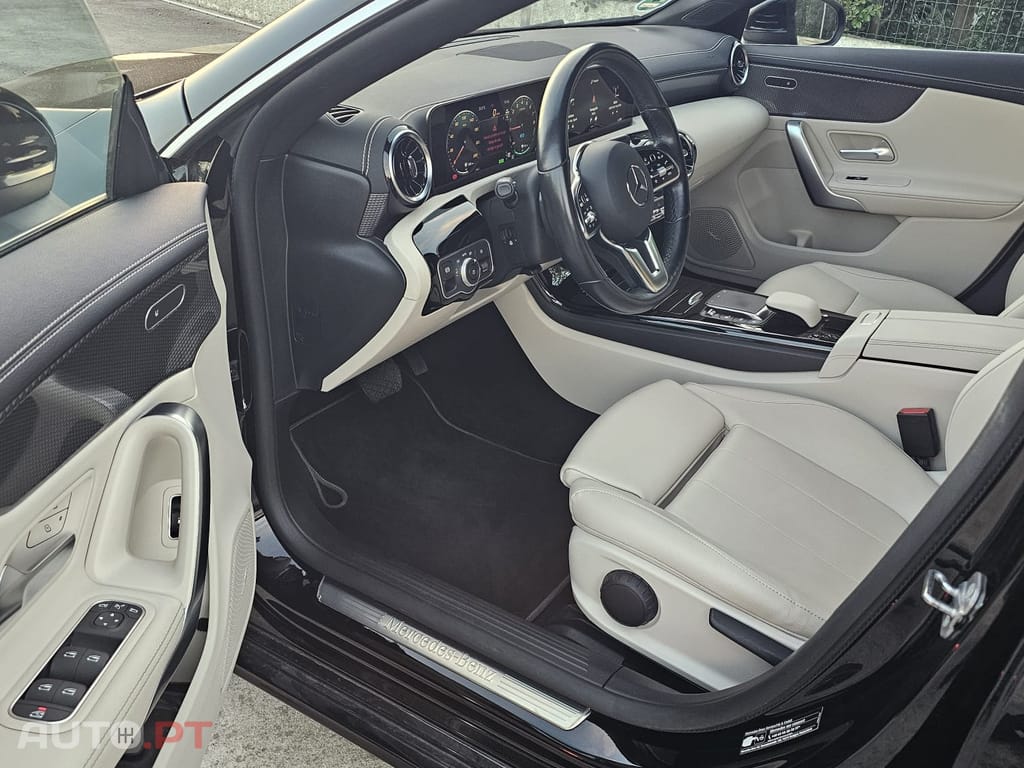 Mercedes-Benz CLA 250 250e hybrid plug-in