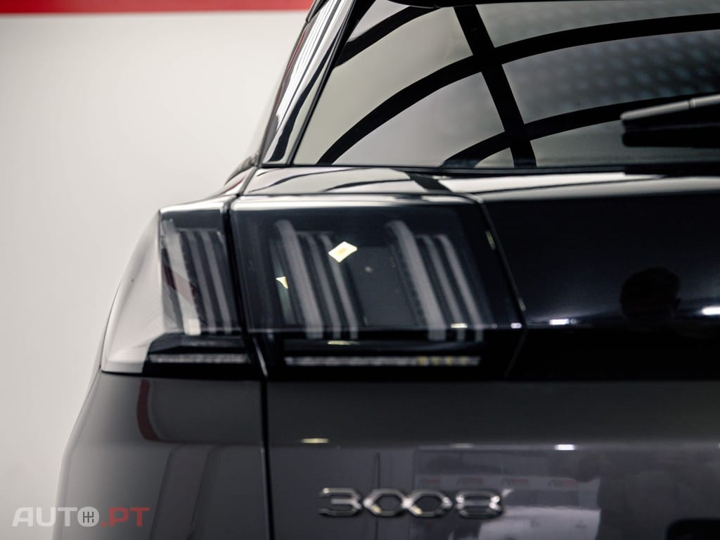 Peugeot 3008 1.6 Hybrid Allure Pack e-EAT8