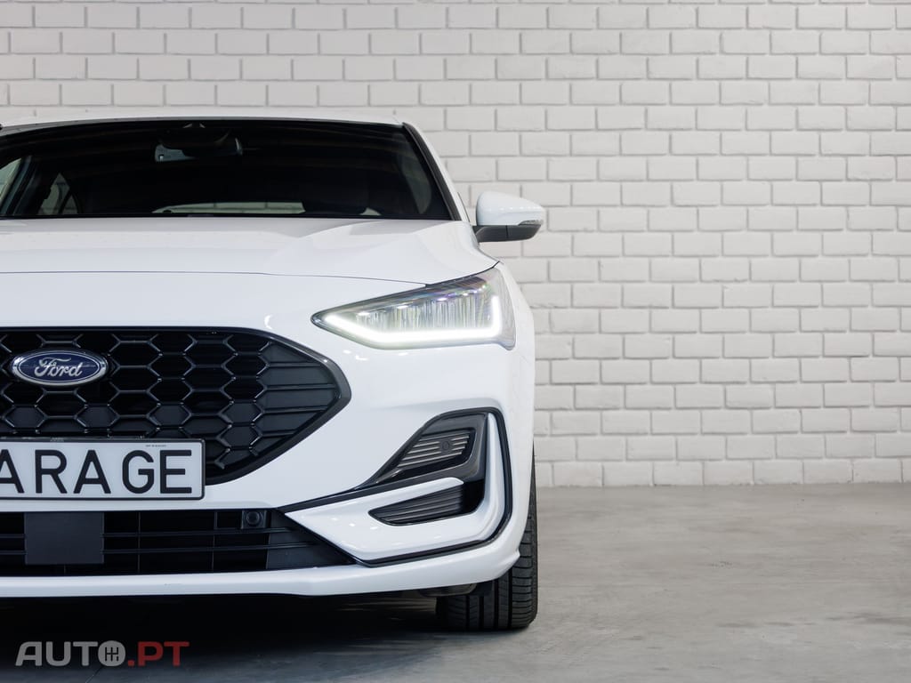 Ford Focus 1.0 EcoBoost MHEV ST-Line