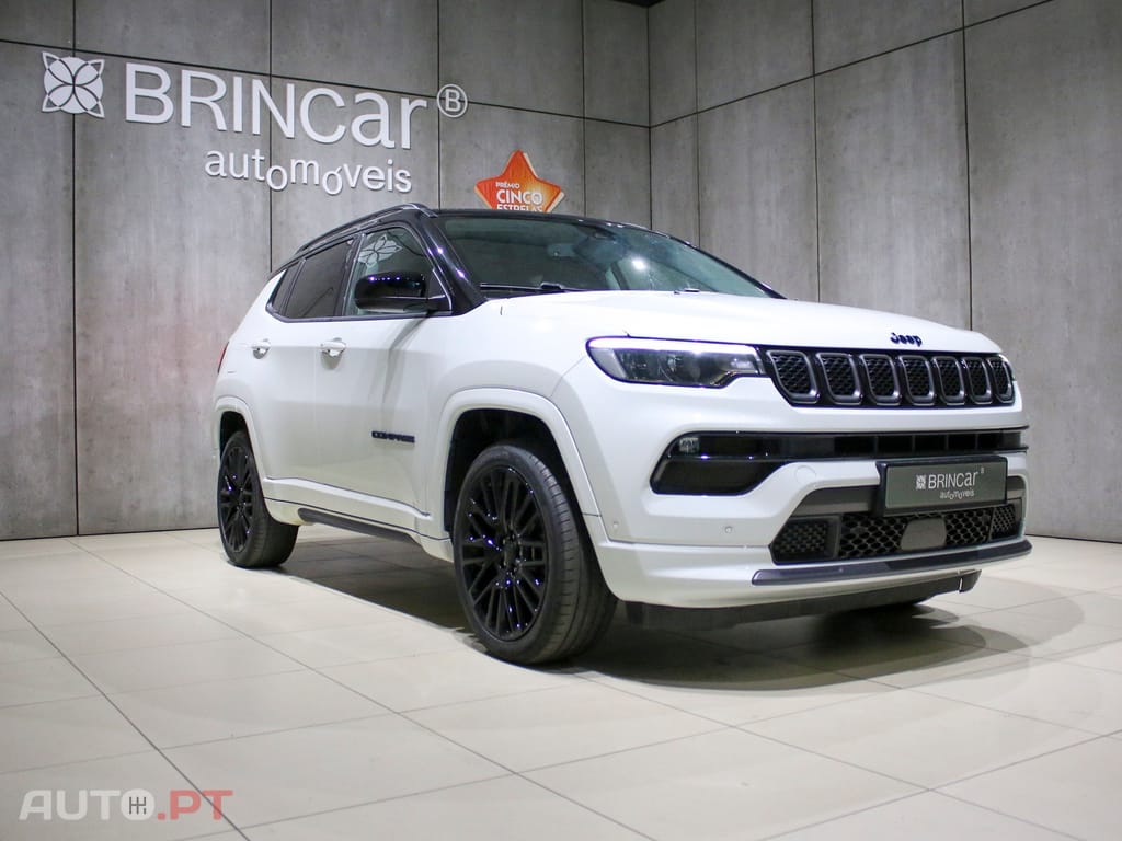Jeep Compass 1.3 T4 4xe Auto S