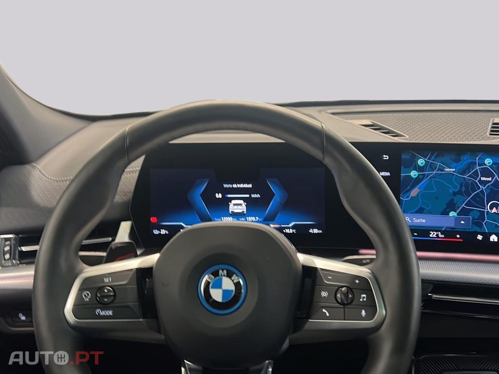 BMW iX2 I.V.A DEDUTIVEL eDrive20 M Sport