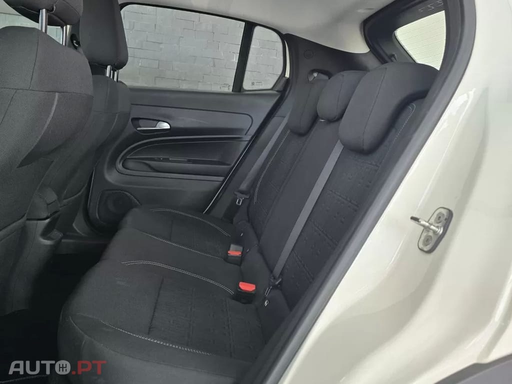Fiat 600e 54 kWh (RED)