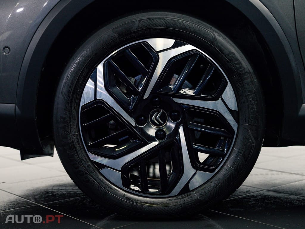 Citroen C4 1.5 BlueHDi Shine EAT8