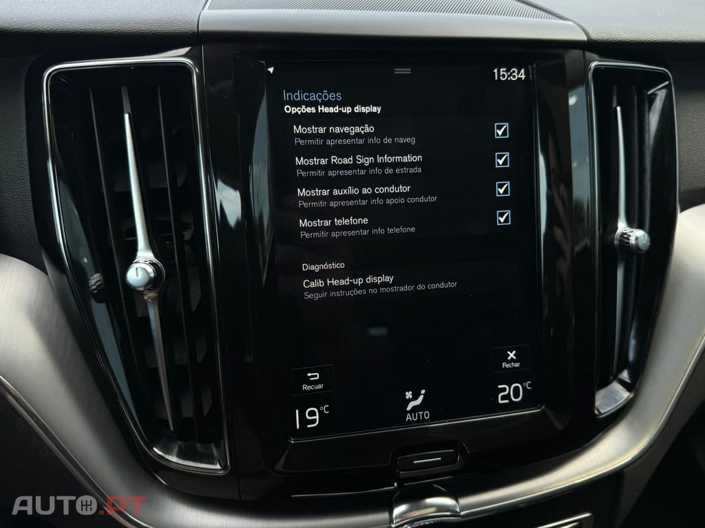 Volvo XC60 2.0 T8 PHEV Momentum Plus AWD