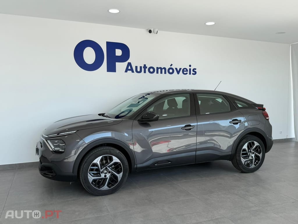 Citroen C4 Outro