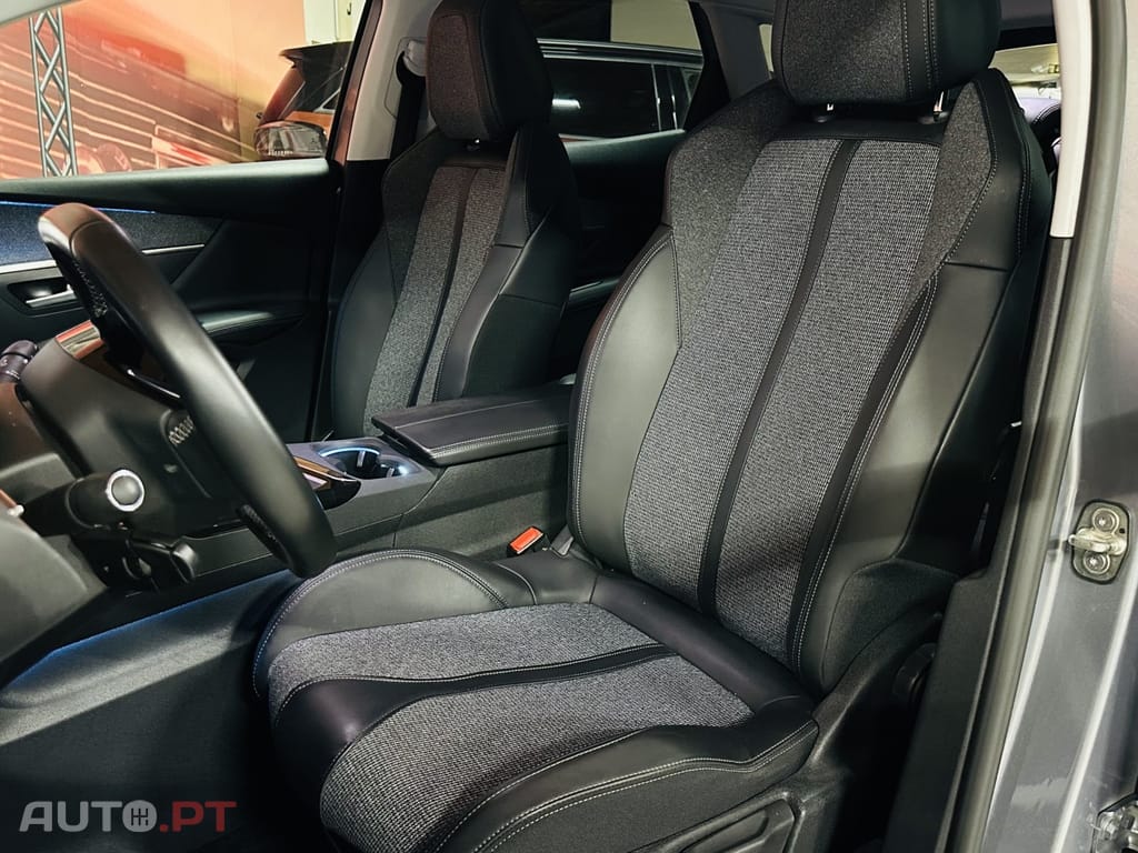 Peugeot 3008 1.2 PureTech Allure