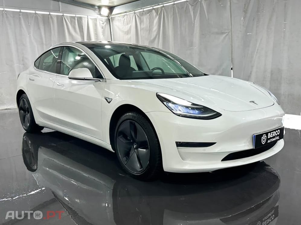 Tesla Model 3 Long-Range Dual Motor AWD