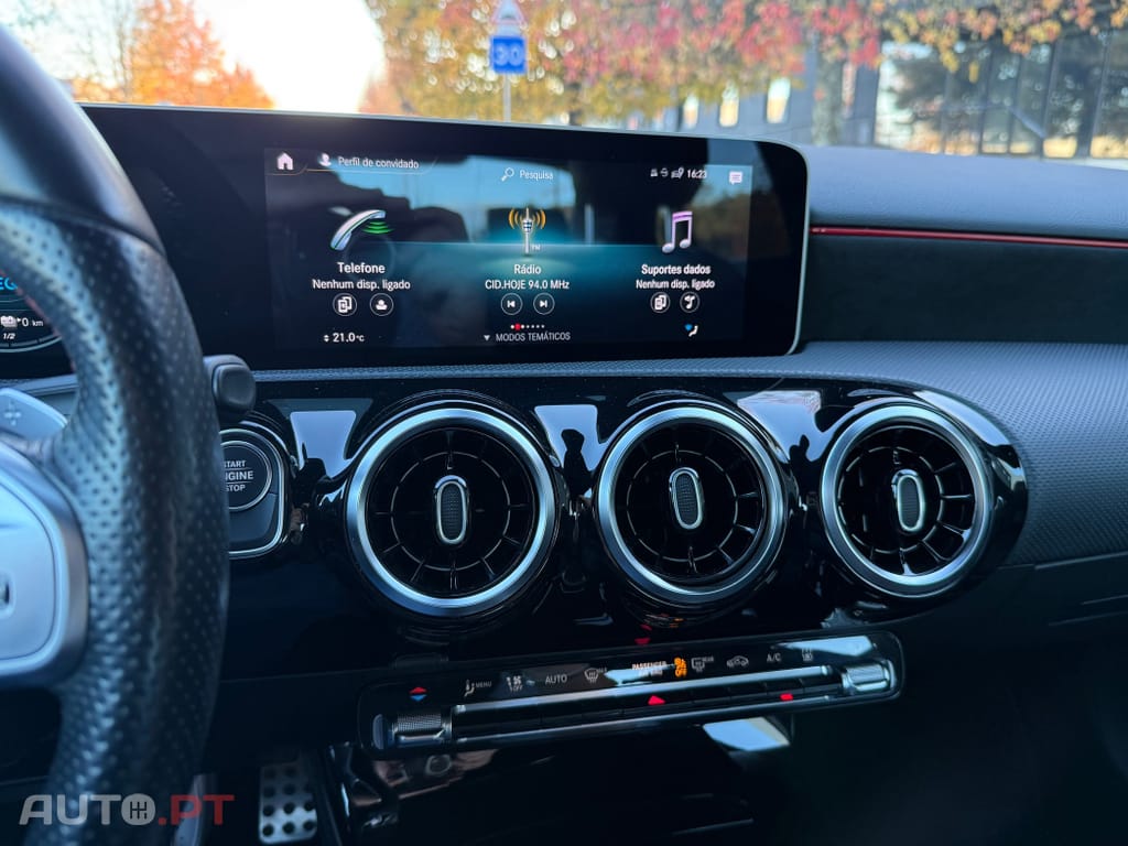 Mercedes-Benz A 250 e 8G-DCT AMG Line