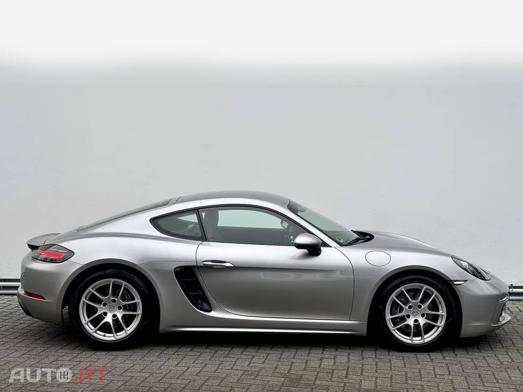 Porsche Cayman 300 PK