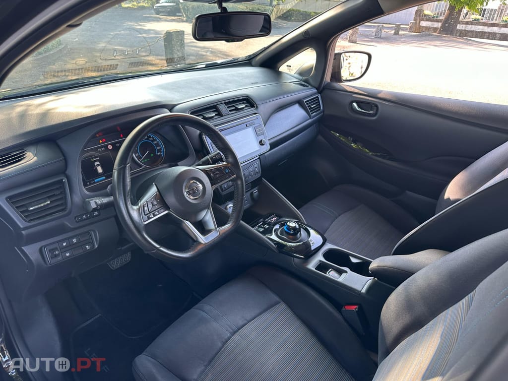 Nissan Leaf Tekna Two Tone+ProPilot Park