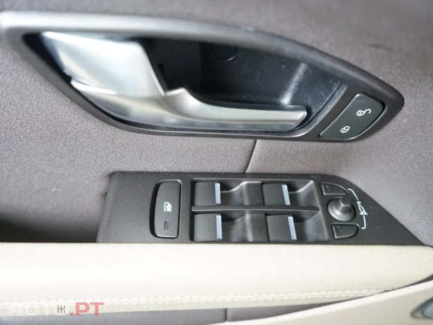 Land Rover Evoque 2.2 TD4 Pure Auto