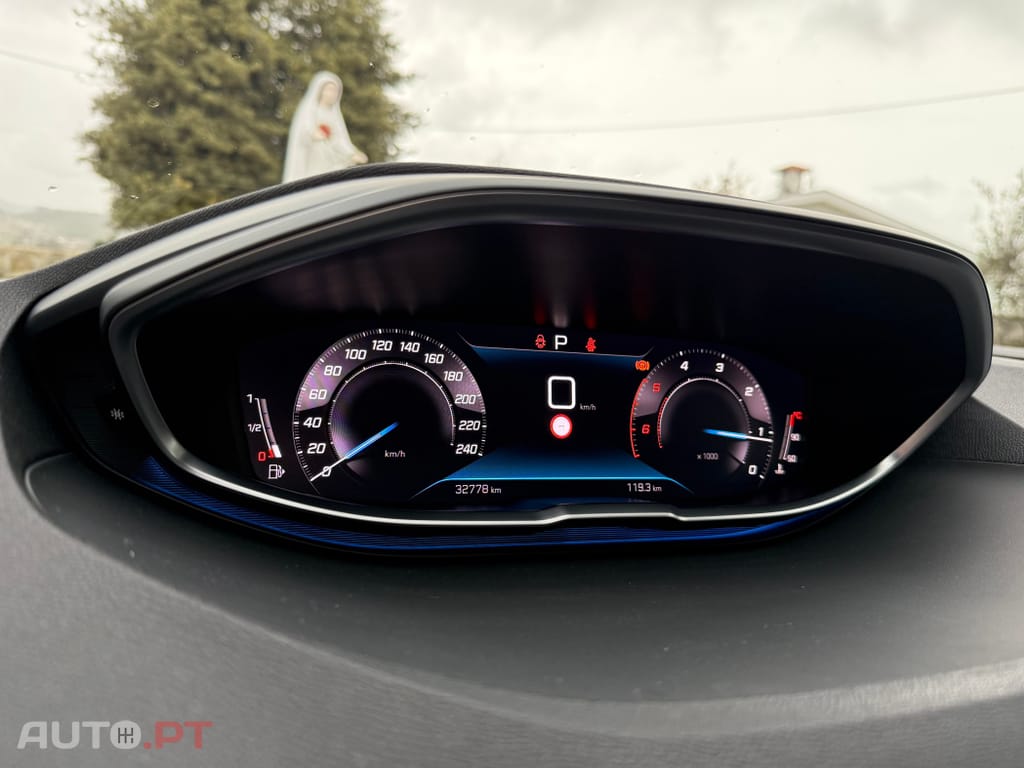 Peugeot 5008 1.5 BlueHDi Allure EAT8