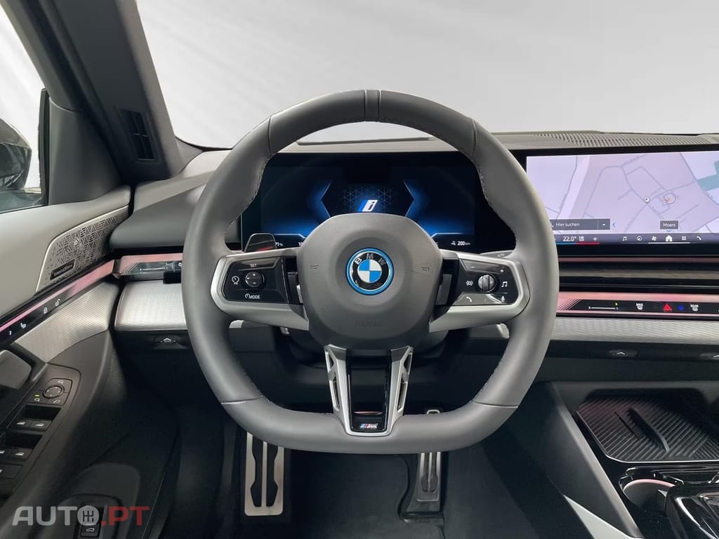BMW i5 xDrive40