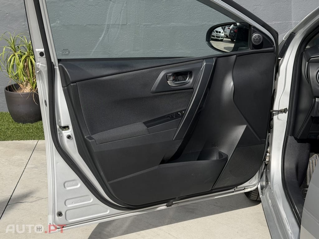 Toyota Auris 1.4 D-4D