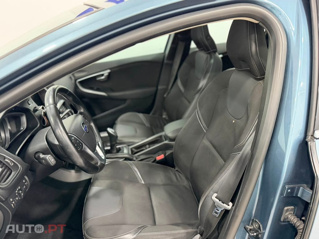 Volvo V40 1.6 D2 Momentum