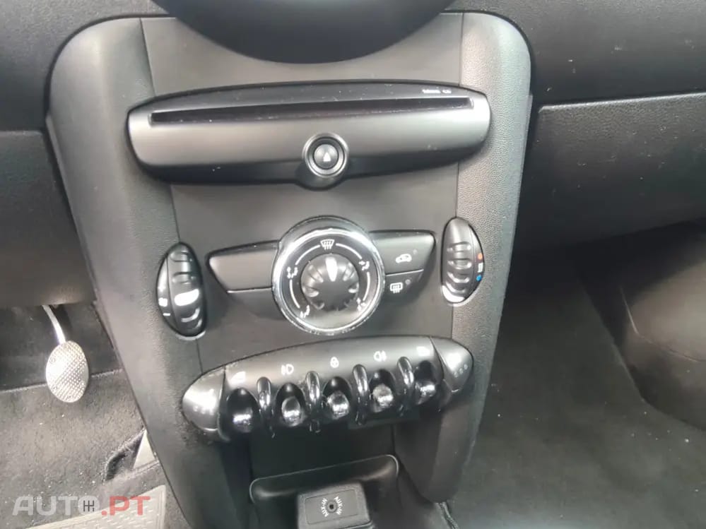 MINI Cooper One D