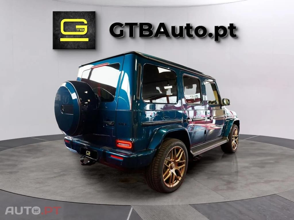 Mercedes-Benz G 63 AMG FACELIFT KEYLESS CARBON