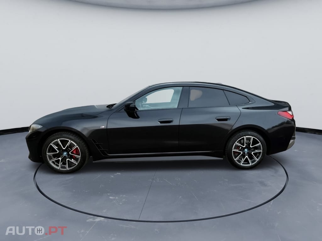 BMW i4 eDrive35 Gran Coupe M Sport — fotografia 4