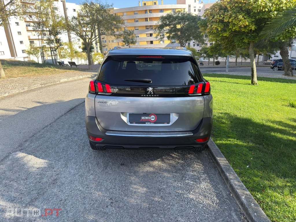 Peugeot 5008 1.5 BlueHDi Allure Pack EAT8