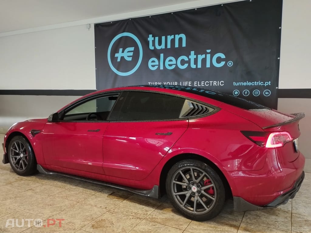 Tesla Model 3 Long Range AWD Dual Motor