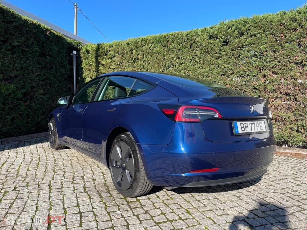 Tesla Model 3 Long Range AWD Dual Motor
