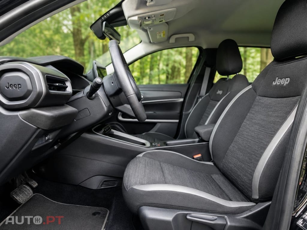 Jeep Avenger 54 kWh Black Edition