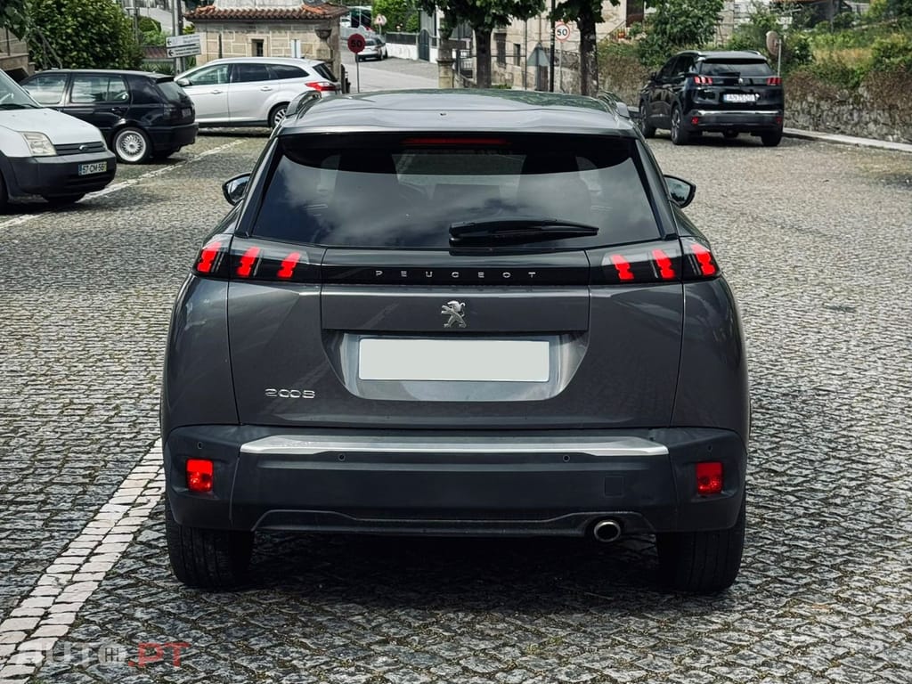 Peugeot 2008 1.5 BlueHDi Allure Pack EAT8