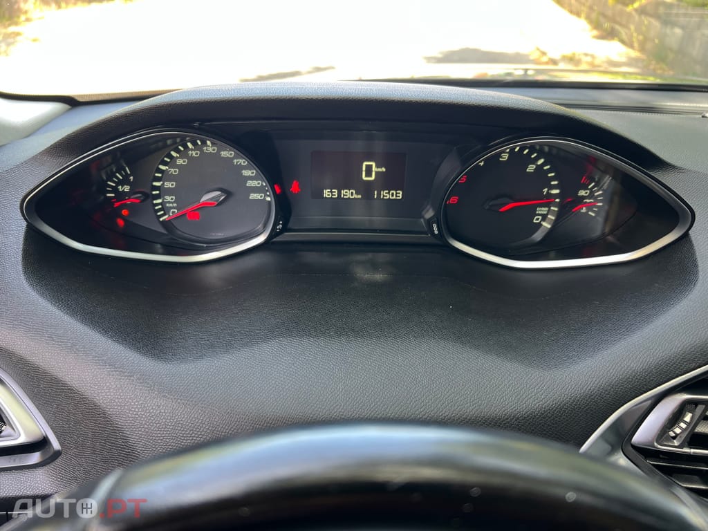 Peugeot 308 1.5 BlueHDi Style