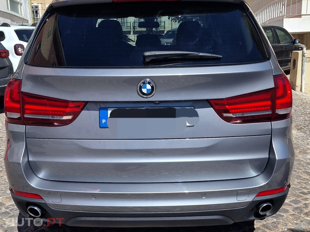 BMW X5 25 d sDrive Comfort 7L