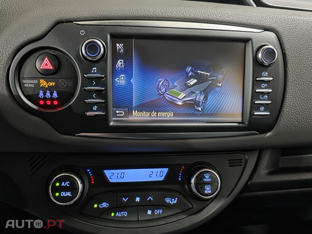 Toyota Yaris 1.5 HSD Comfort +P.Style+P.Techno