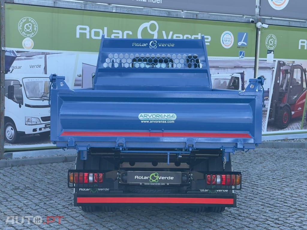 Mitsubishi Canter 3 S 15 TRI-BASCULANTE