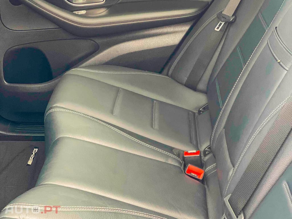 Mercedes-Benz GLE Outro