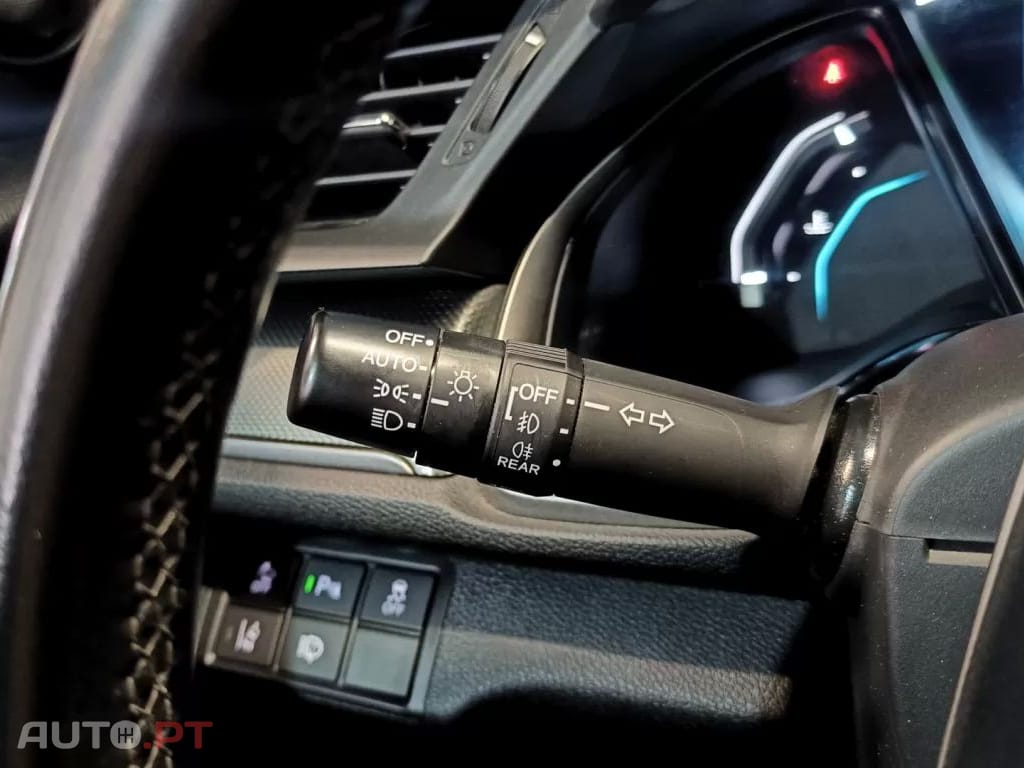 Honda Civic 1.0 i-VTEC Elegance