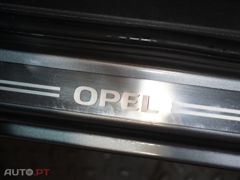 Opel Corsa 1.0 T 120 Anos