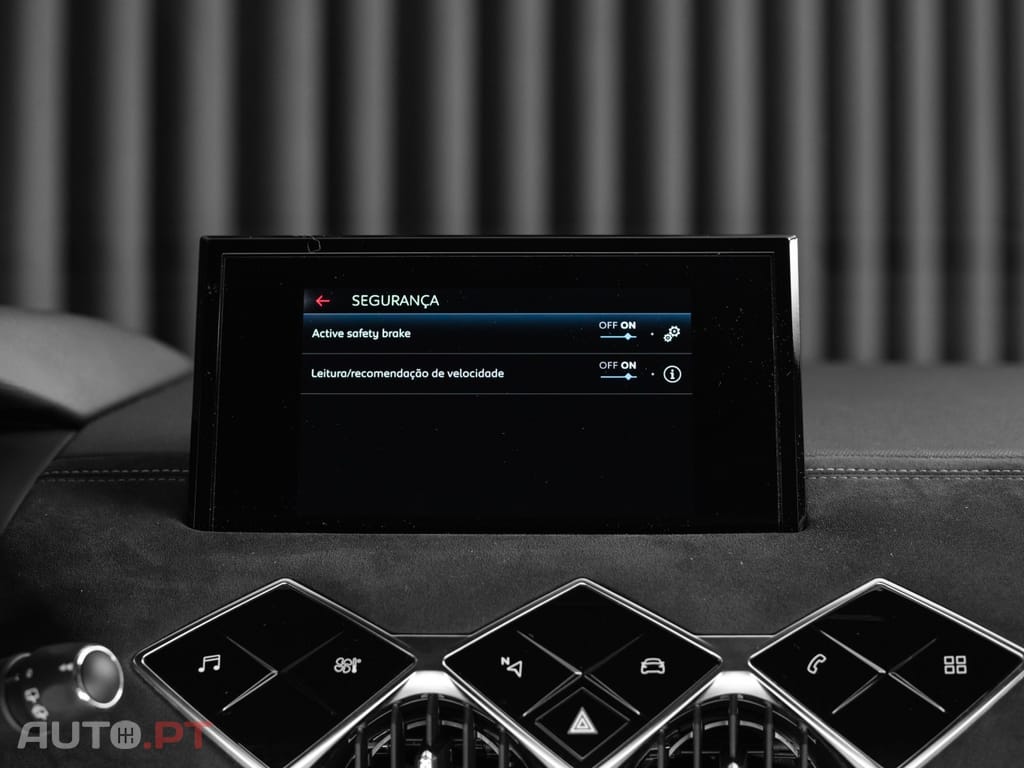 DS DS3 Crossback E-TENSE PERFORMANCE LINE